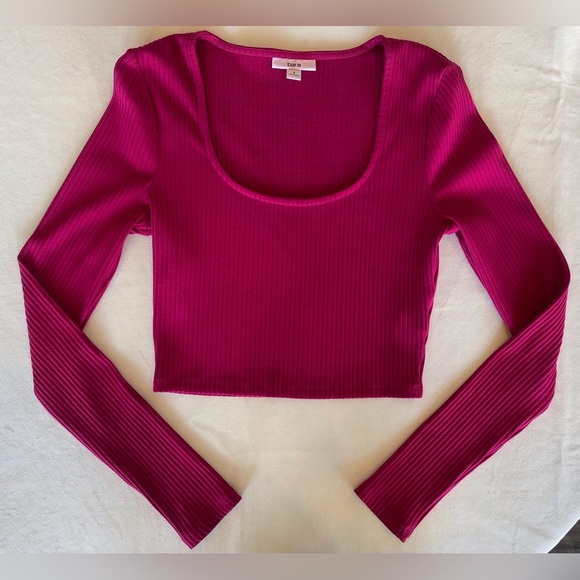 Bar III Tops - Bar III Magenta Ribbed Cropped Long Sleeve with a Scoop Neck
